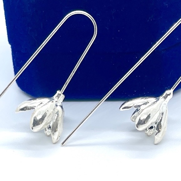 🆕 Minimalist Cute Magnolia Dangle Flower Silver Earrings - Picture 4 of 7